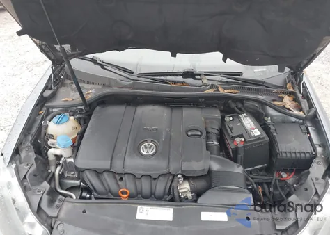 2013 Volkswagen Jetta Sportwagen 2.5L S z USA, uszkodzony, nr VIN 3VWPP7AJ1DM660199